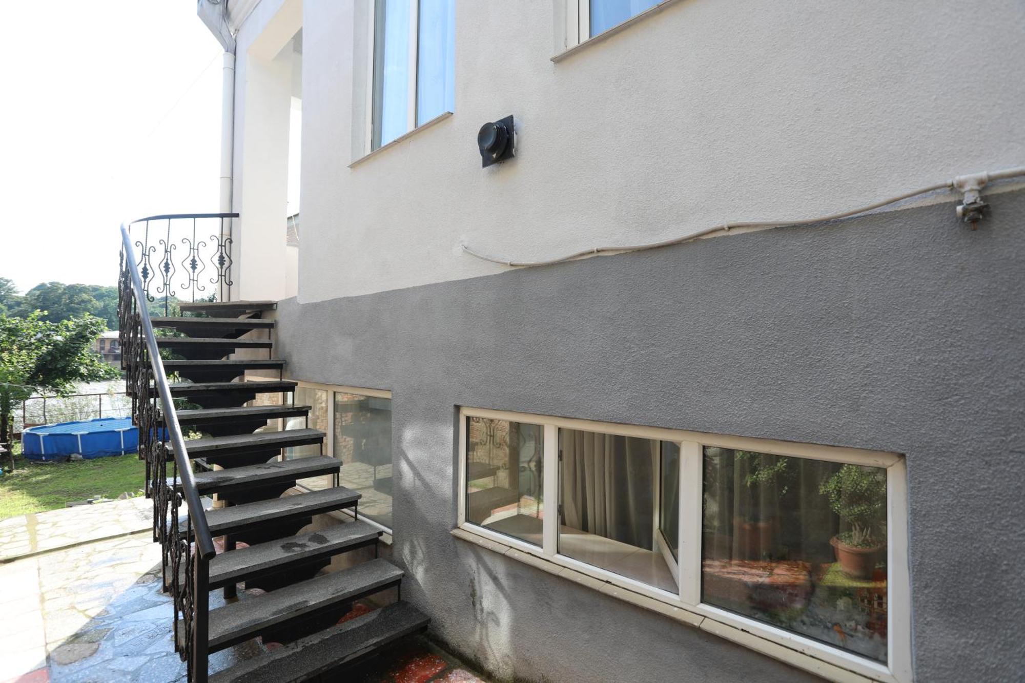 Aparthotel Rioni Kutaisi Exterior foto